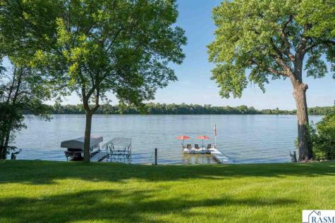 16 Lake Shore Drive Sherburn MN 56171