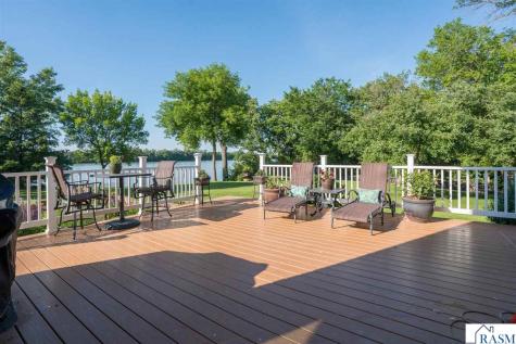 16 Lake Shore Drive Sherburn MN 56171