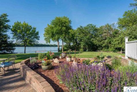 16 Lake Shore Drive Sherburn MN 56171