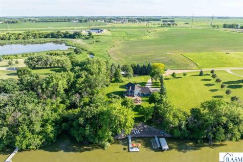 16 Lake Shore Drive Sherburn MN 56171