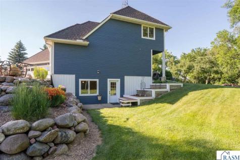 16 Lake Shore Drive Sherburn MN 56171