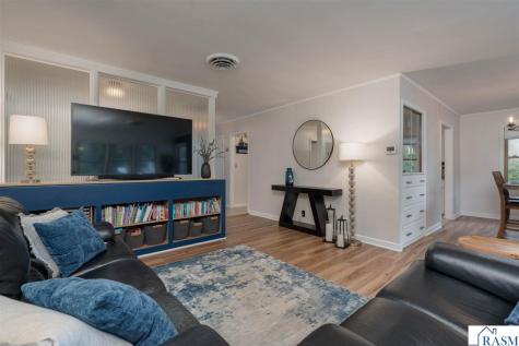 25 Eginton Road Mankato MN 56001