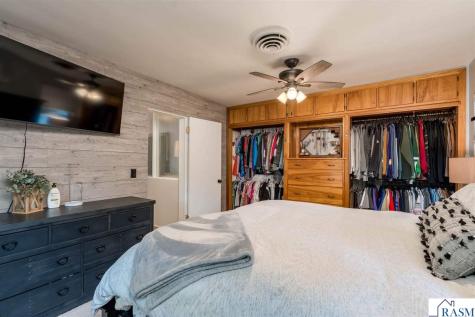 25 Eginton Road Mankato MN 56001