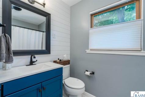 25 Eginton Road Mankato MN 56001