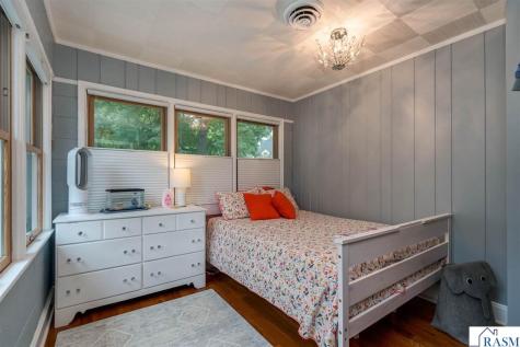 25 Eginton Road Mankato MN 56001