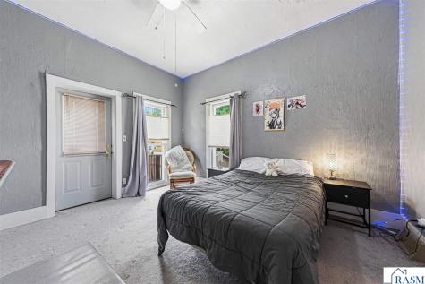 228 W 4th Street Blue Earth MN 56013