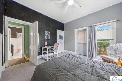 228 W 4th Street Blue Earth MN 56013