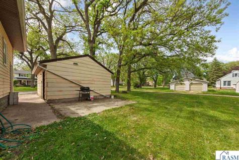 228 W 4th Street Blue Earth MN 56013