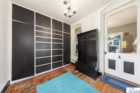 228 W 4th Street Blue Earth MN 56013