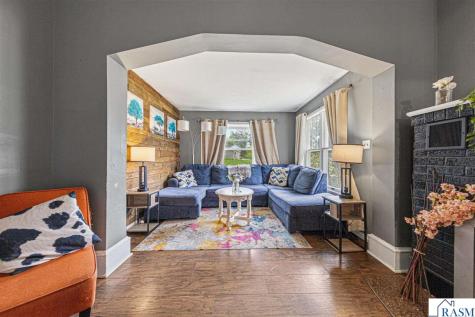 228 W 4th Street Blue Earth MN 56013