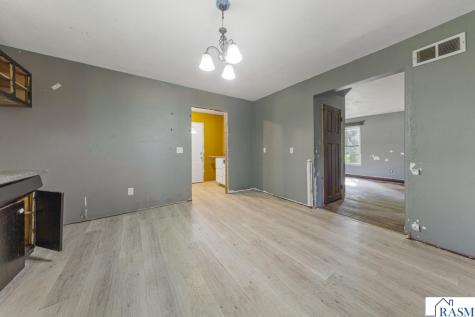 404 NE 2nd Avenue Mapleton MN 56065