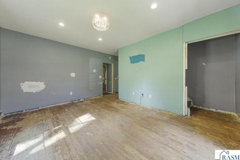 404 NE 2nd Avenue Mapleton MN 56065