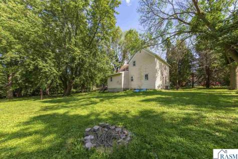 404 NE 2nd Avenue Mapleton MN 56065