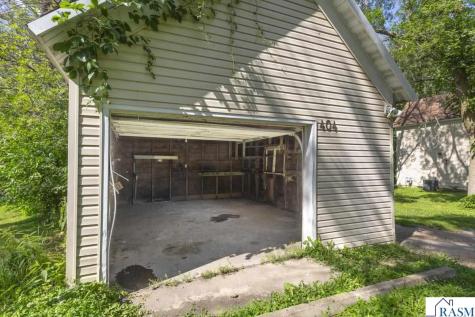 404 NE 2nd Avenue Mapleton MN 56065