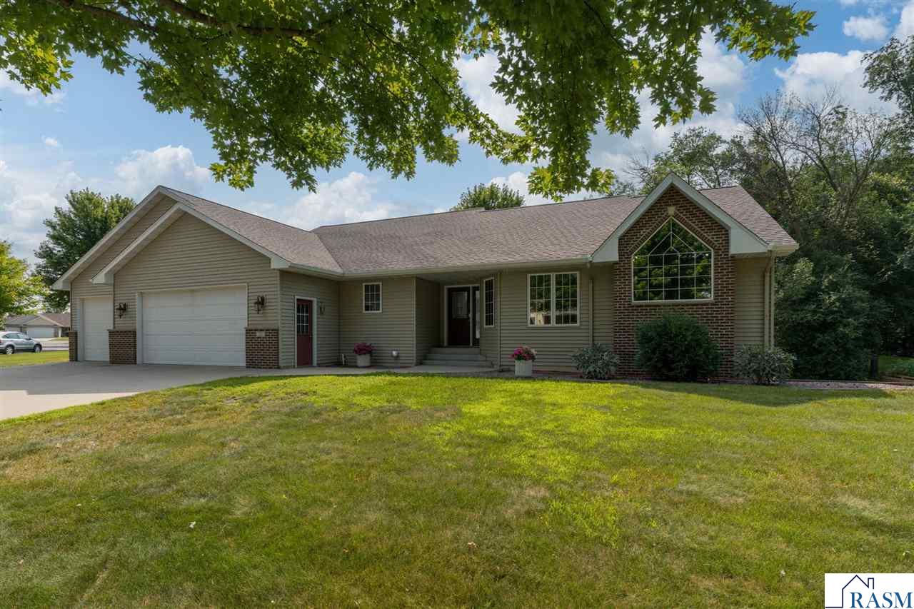 201 Cranberry Court Eagle Lake MN 56024