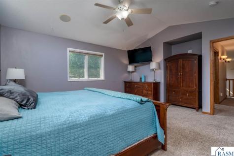 201 Cranberry Court Eagle Lake MN 56024