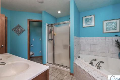 201 Cranberry Court Eagle Lake MN 56024
