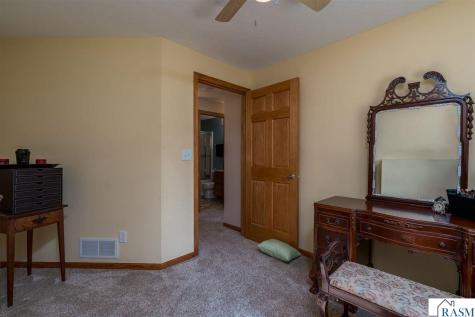 201 Cranberry Court Eagle Lake MN 56024