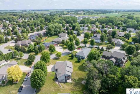 201 Cranberry Court Eagle Lake MN 56024