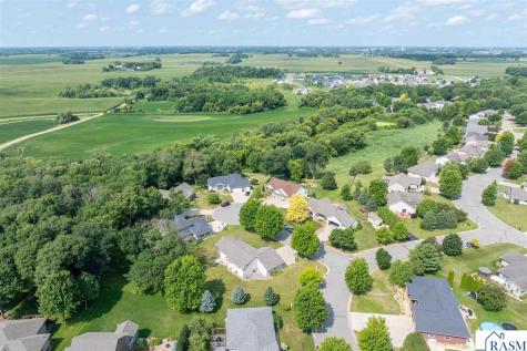 201 Cranberry Court Eagle Lake MN 56024