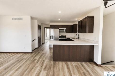 2105 Lunden Street St. Peter MN 56082
