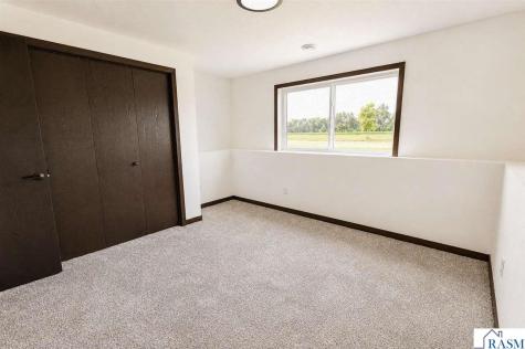 2105 Lunden Street St. Peter MN 56082