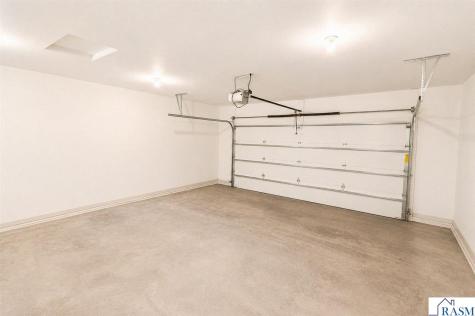 2105 Lunden Street St. Peter MN 56082