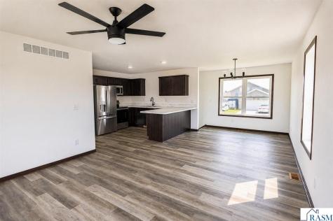 2105 Lunden Street St. Peter MN 56082