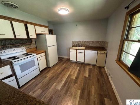 723 Valley View Road St. Peter MN 56082