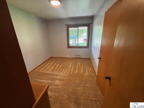 723 Valley View Road St. Peter MN 56082