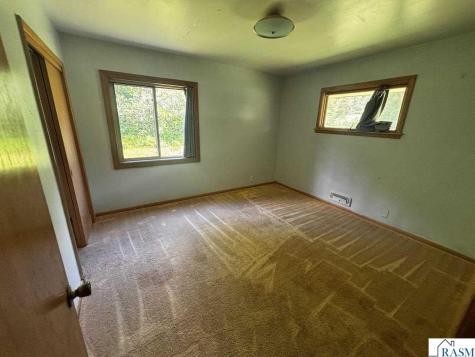 723 Valley View Road St. Peter MN 56082