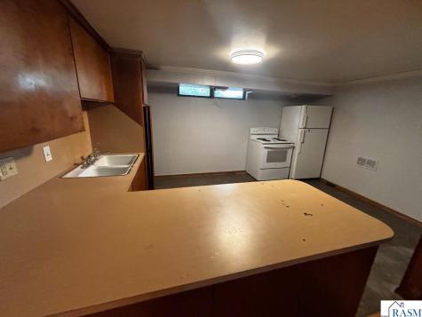 723 Valley View Road St. Peter MN 56082