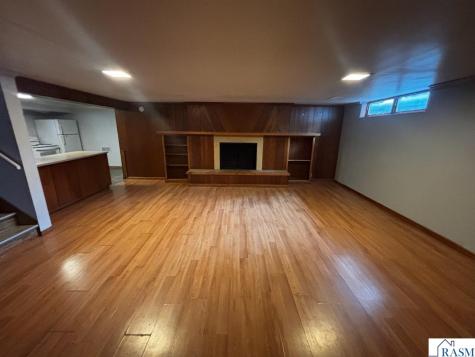 723 Valley View Road St. Peter MN 56082