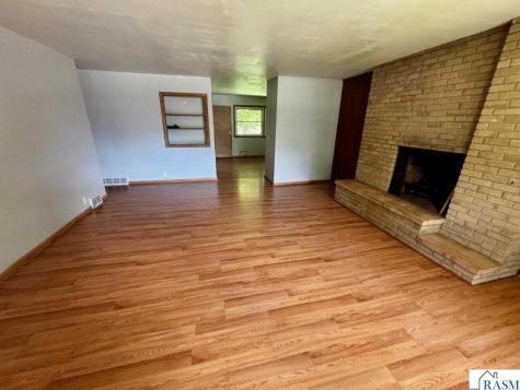 723 Valley View Road St. Peter MN 56082
