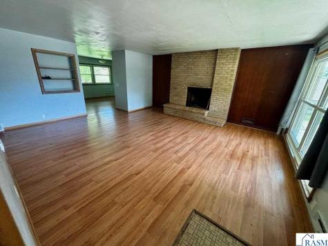 723 Valley View Road St. Peter MN 56082