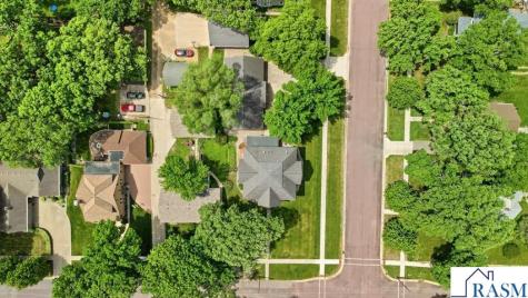 425 N Linton Street Blue Earth MN 56013