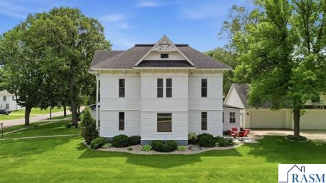 425 N Linton Street Blue Earth MN 56013