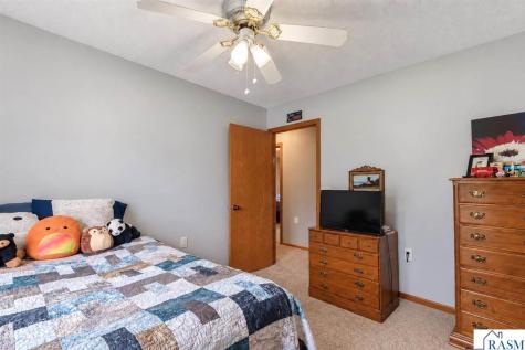111 Loraine Drive Lake Crystal MN 56055