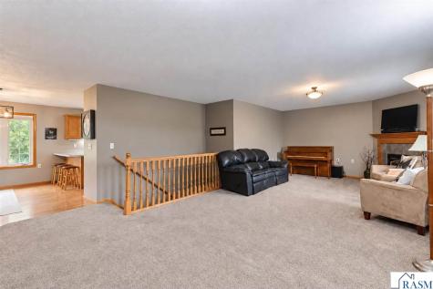 111 Loraine Drive Lake Crystal MN 56055