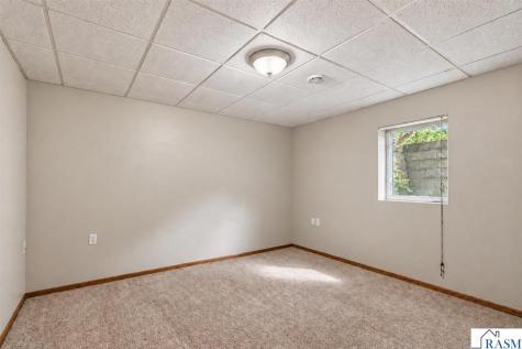 111 Loraine Drive Lake Crystal MN 56055