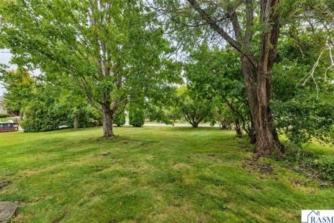111 Loraine Drive Lake Crystal MN 56055