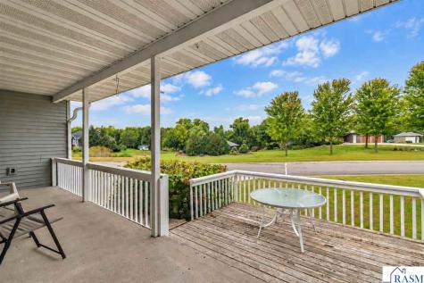 111 Loraine Drive Lake Crystal MN 56055