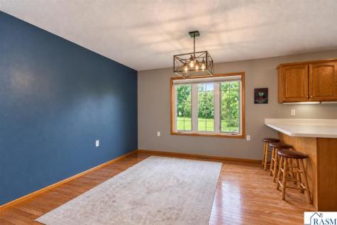 111 Loraine Drive Lake Crystal MN 56055