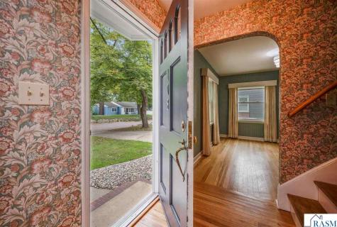 108 Ridge Court Mankato MN 56001