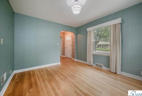 108 Ridge Court Mankato MN 56001