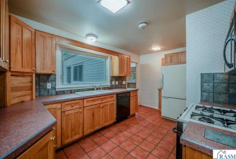 108 Ridge Court Mankato MN 56001