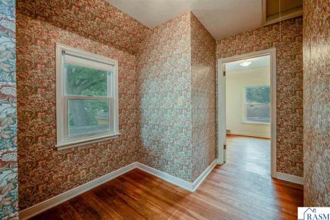 108 Ridge Court Mankato MN 56001