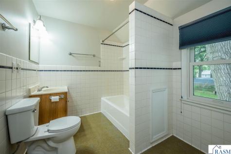 108 Ridge Court Mankato MN 56001