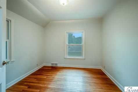 108 Ridge Court Mankato MN 56001