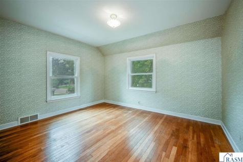 108 Ridge Court Mankato MN 56001